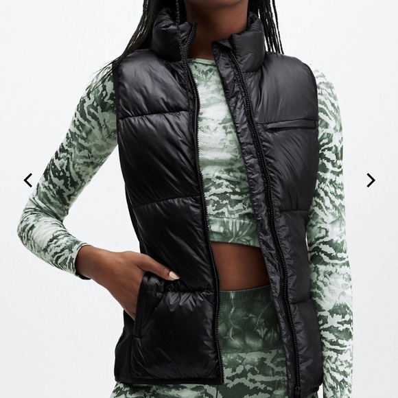 Fabletics Jackets & Blazers - 🖤 Fabletics Black Vest